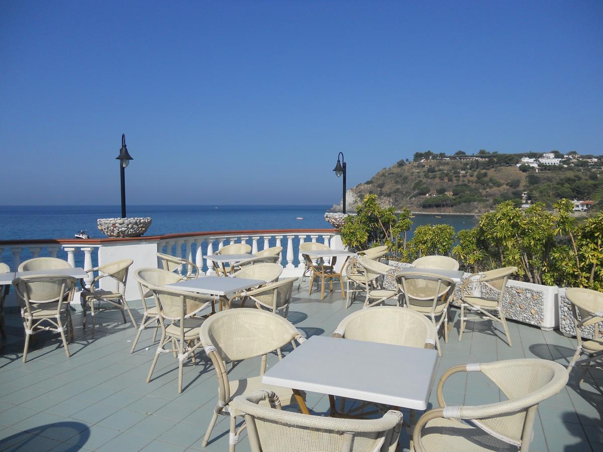 Villaggio Albergo Da Ciccio Sul Mare Capo Vaticano Luaran gambar