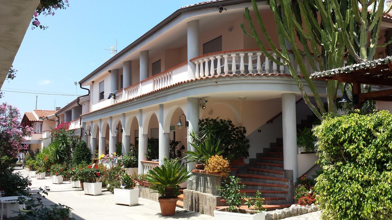 Villaggio Albergo Da Ciccio Sul Mare Capo Vaticano Luaran gambar