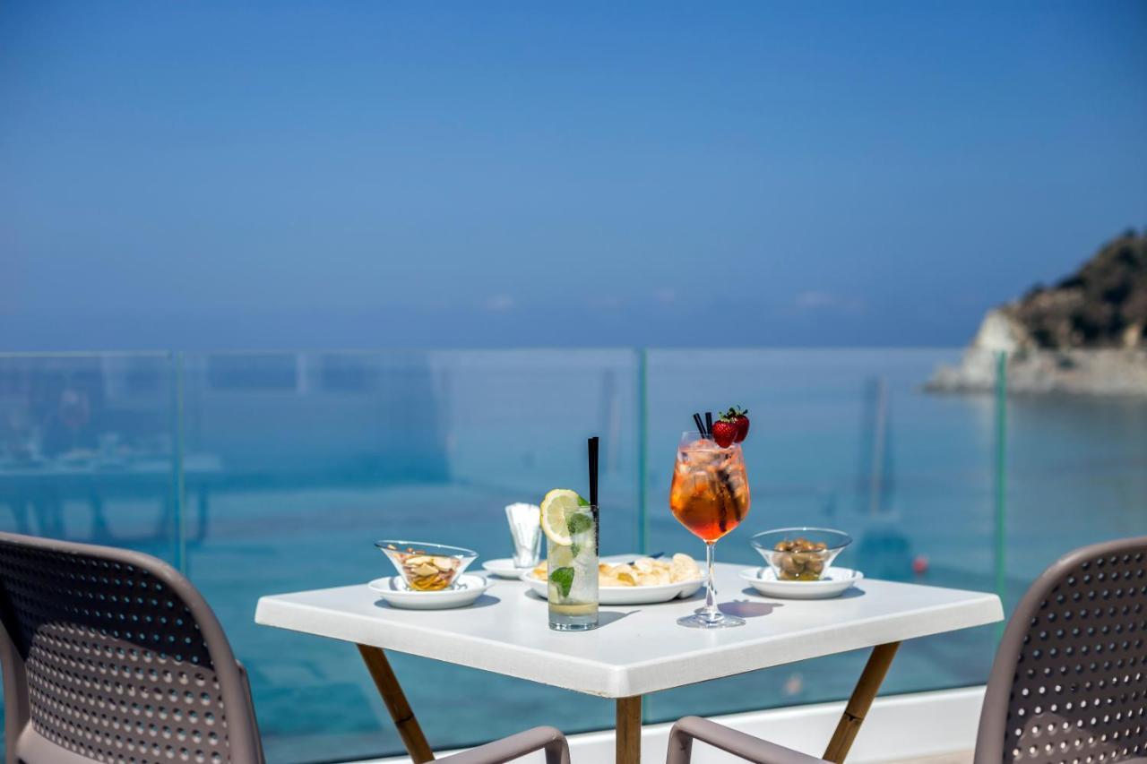 Villaggio Albergo Da Ciccio Sul Mare Capo Vaticano Luaran gambar